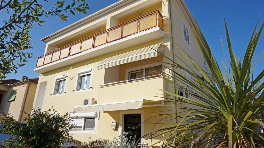Apartment Ema Задар Екстериор снимка