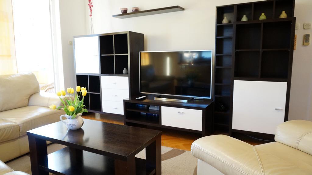 Apartment Ema Задар Екстериор снимка